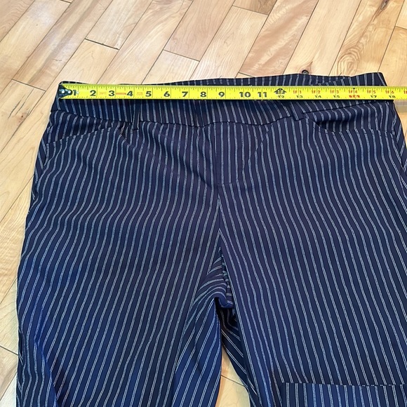 Torrid Pinstripe Capris - Picture 7 of 9